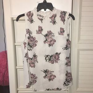 Streetwear Society - Floral Sleeveless Blouse!!